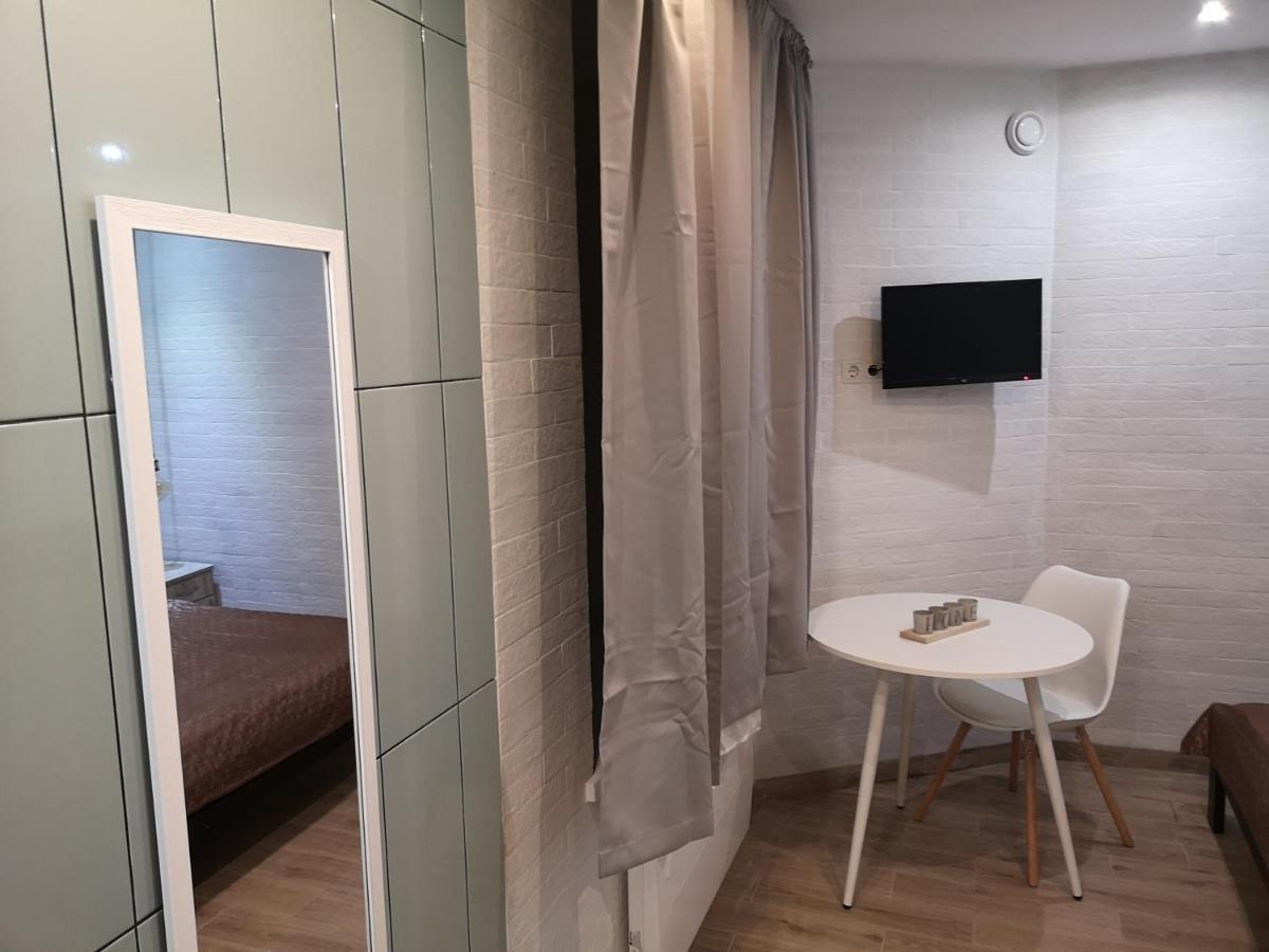 Freedom Apartment On Bazarna Str Λβιβ Εξωτερικό φωτογραφία